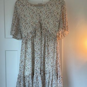 Floral lightweight ruffle dress